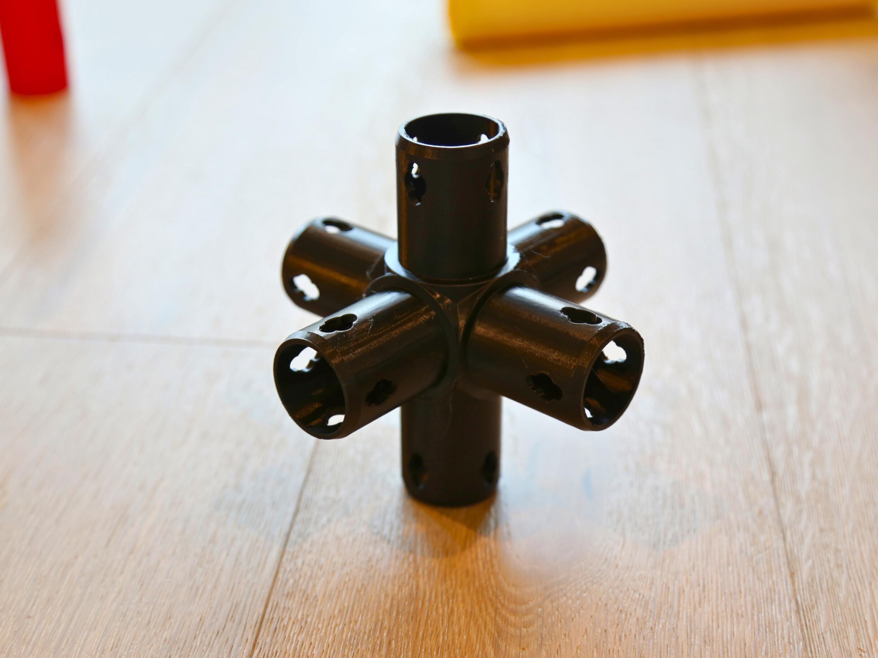 Toy Tube Connectors - Work with Quadro Toy System