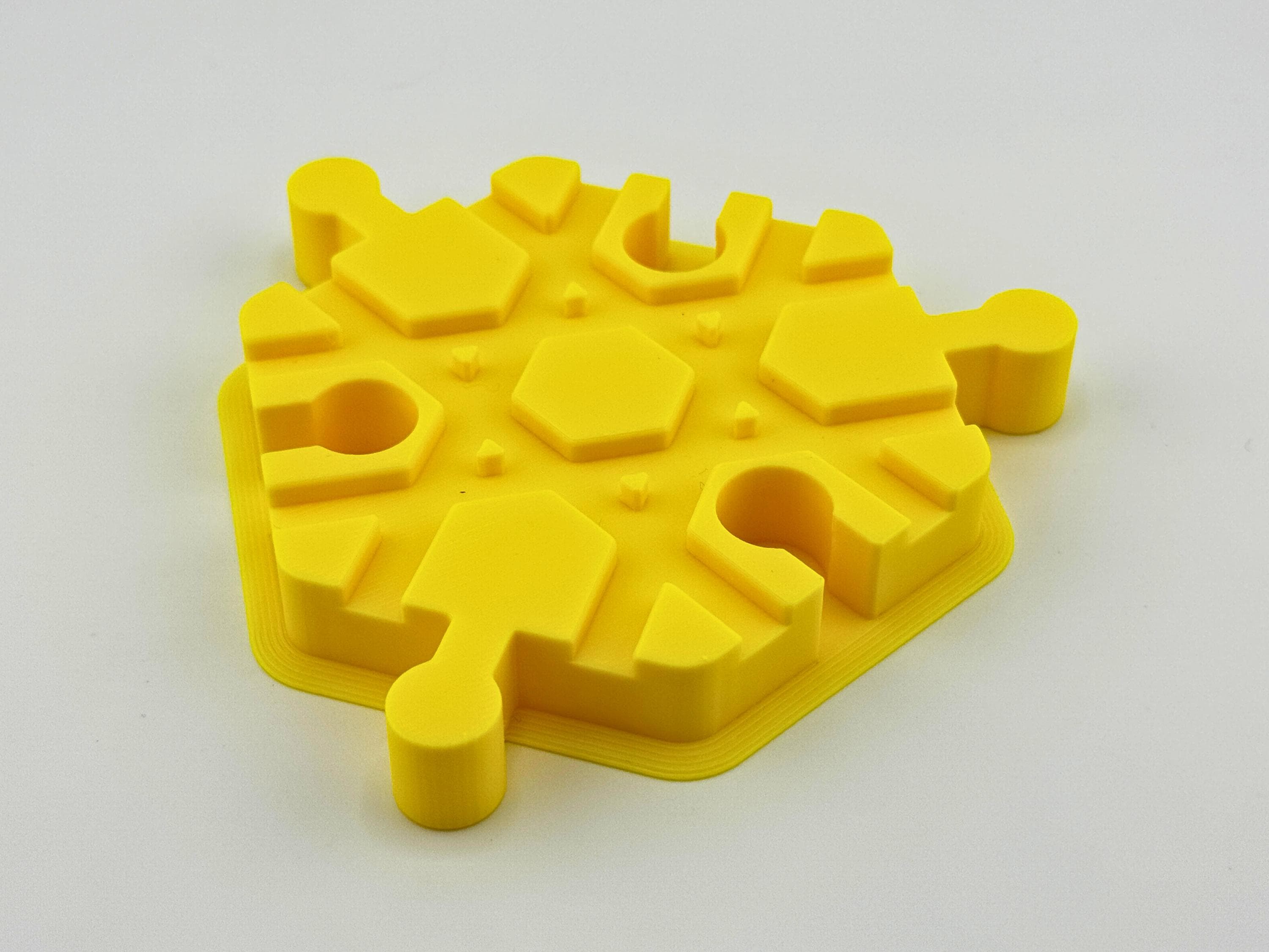 6-Way Wooden Train Track Crossing: Compatible with Duplo & BRIO/HAPE/IKEA