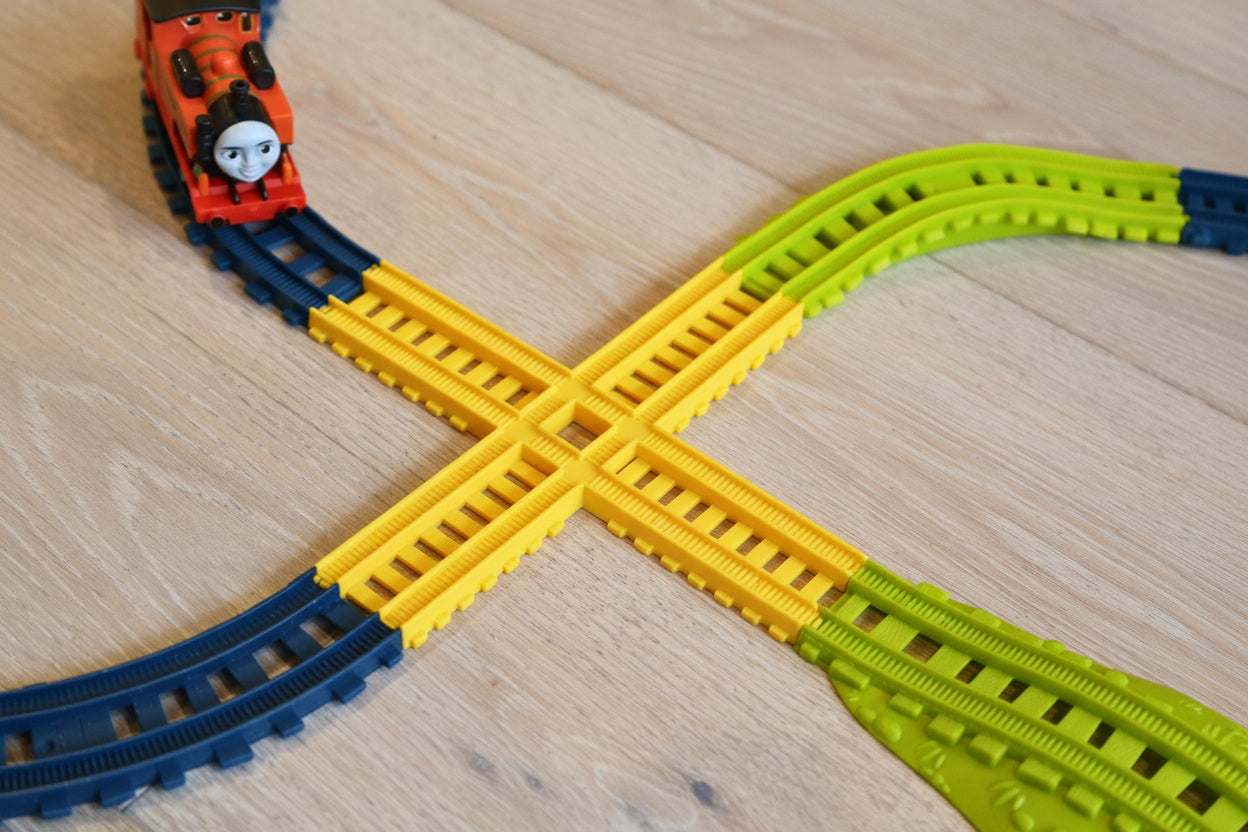 Long 4-way Crossing for Thomas & Friends Tracks - Trackmaster 2014 and newer